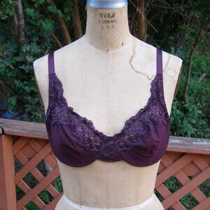 NEW Calvin Klein 34D Lace Plum purple Bra